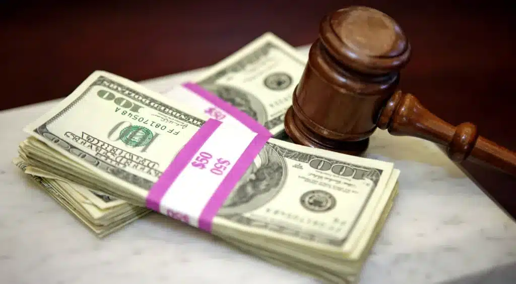how much does a personal injury lawyer cost