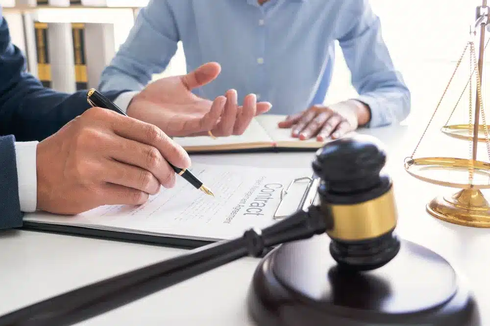 when should i contact a lawyer